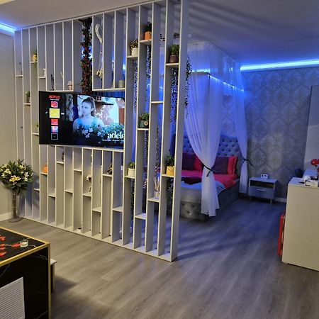Afi Discret Jacuzzi Apartment Букурещ Екстериор снимка